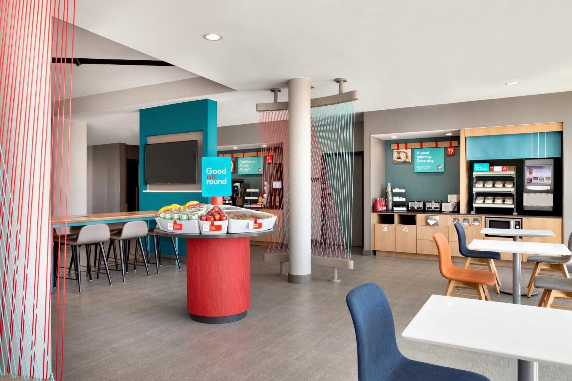 Avid Hotel - Staunton By Ihg Εξωτερικό φωτογραφία