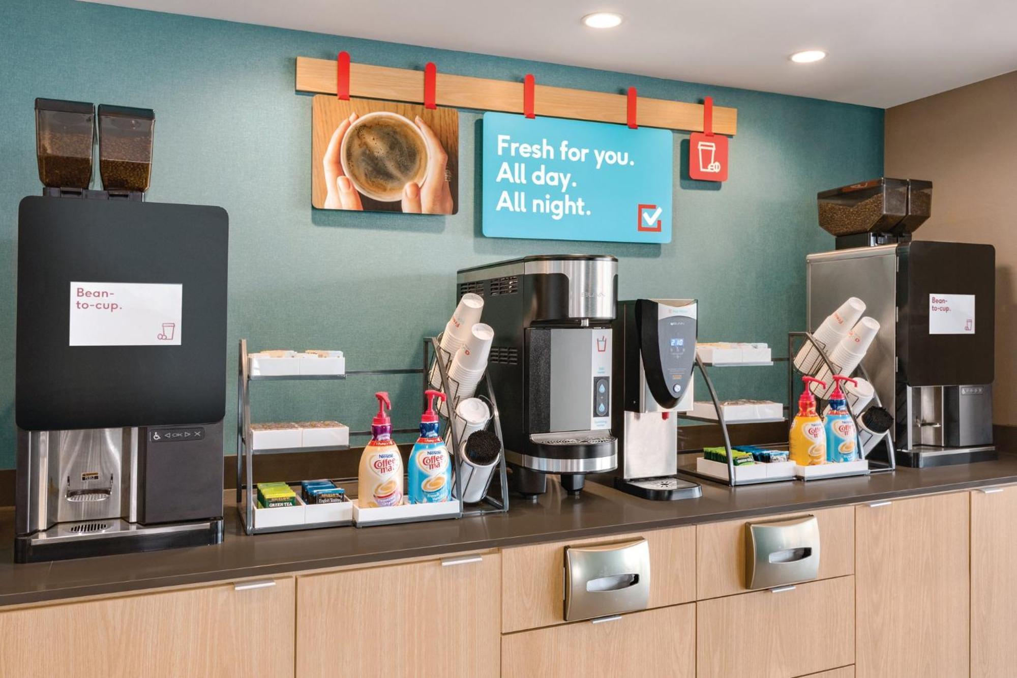 Avid Hotel - Staunton By Ihg Εξωτερικό φωτογραφία